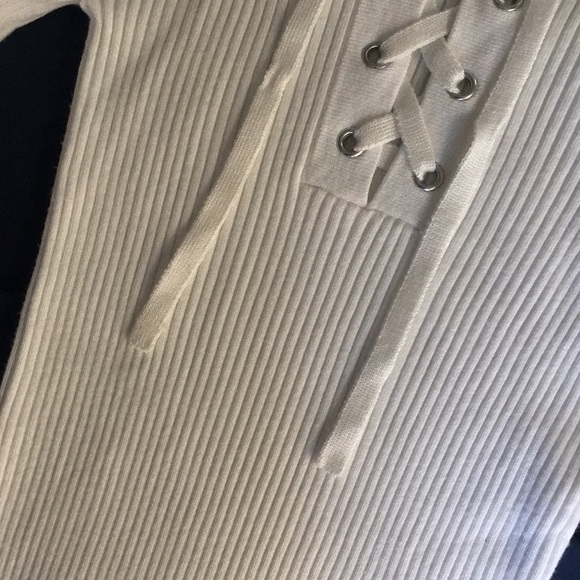 Sweater - Picture 3 of 4